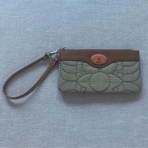 Fossil quilted leather wristlet.